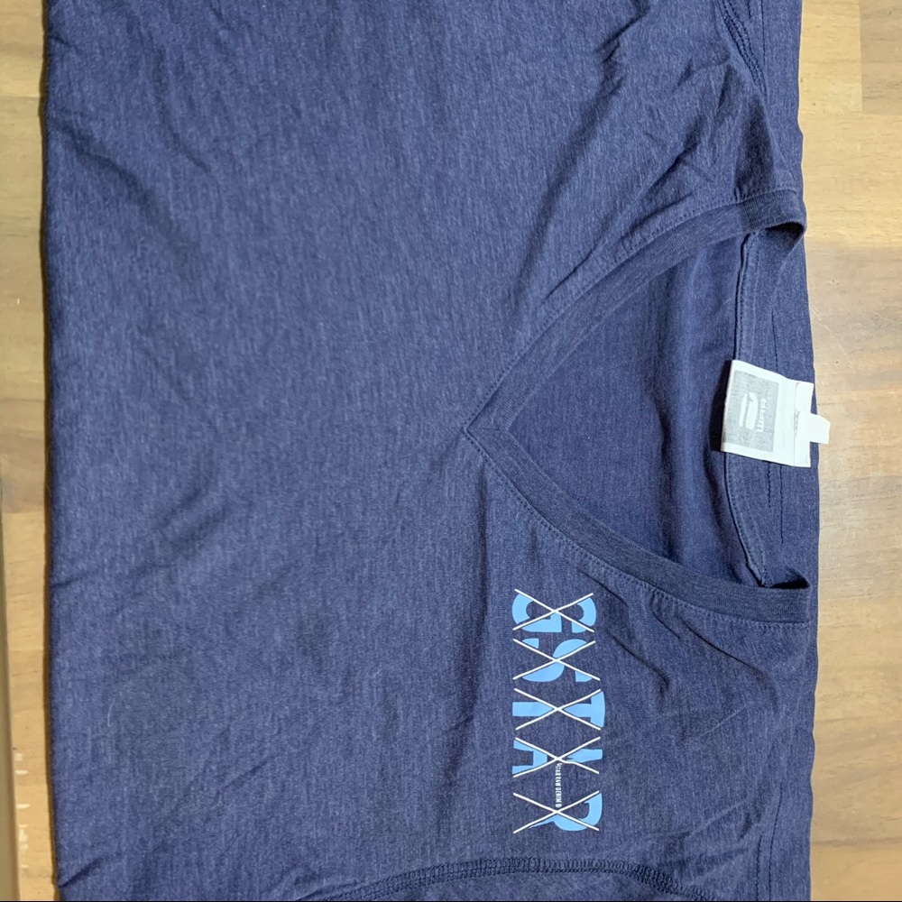 Men’s v neck